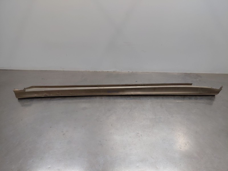 Recambio de faldon lateral para mercedes-benz clase b (w245) standard referencia OEM IAM   
