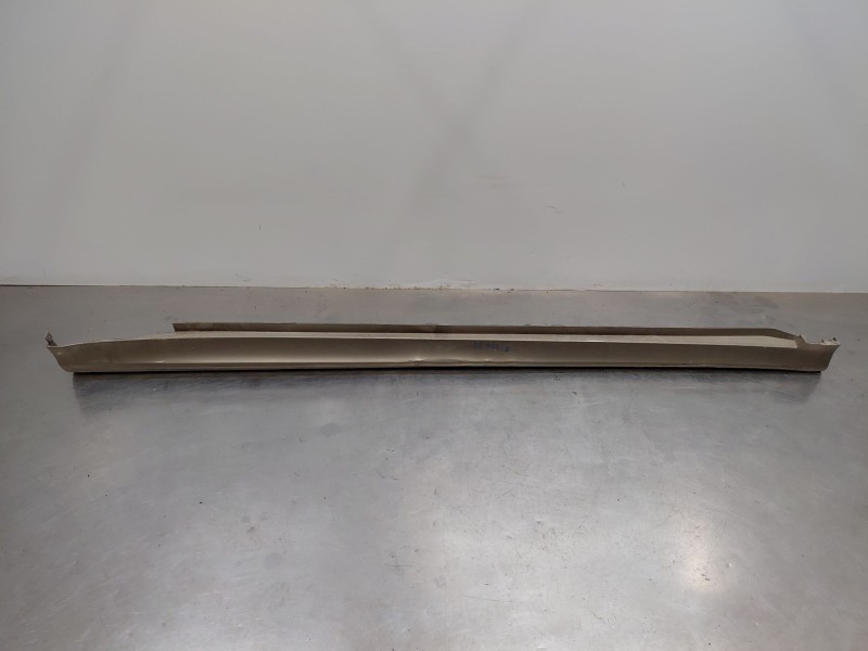 Recambio de faldon lateral para mercedes-benz clase b (w245) standard referencia OEM IAM   