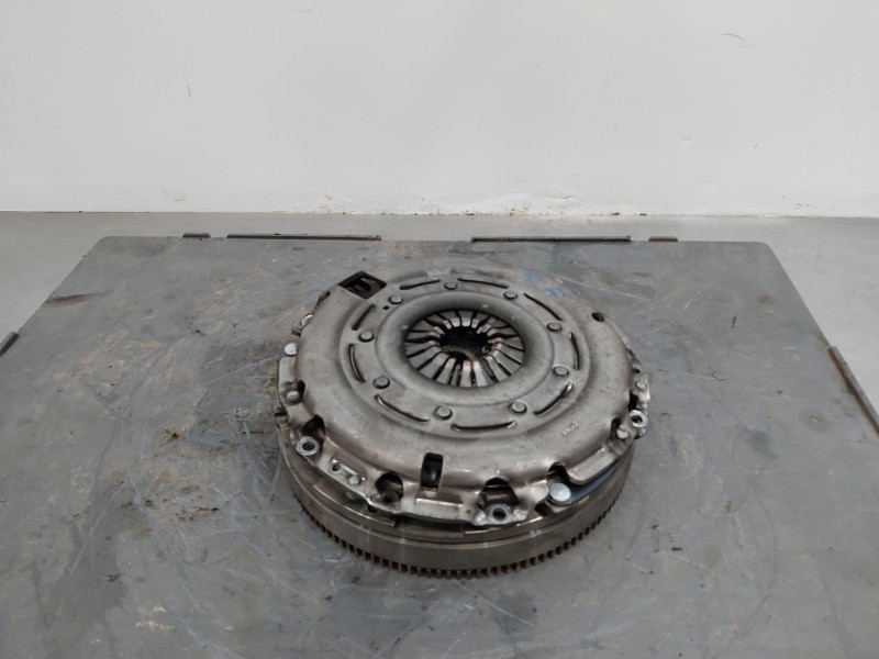 Recambio de volante motor para opel zafira tourer selective referencia OEM IAM   
