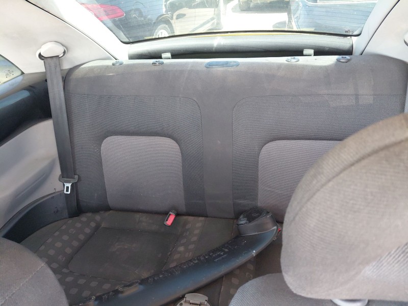volkswagen new beetle (9c1, 1c1) del año 2000