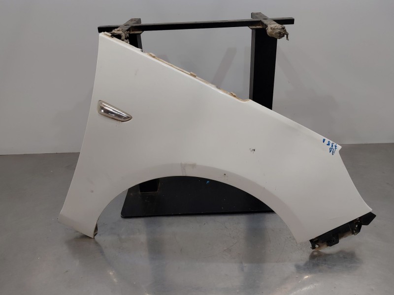 Recambio de aleta delantera derecha para lexus ux (za10) essence referencia OEM IAM   