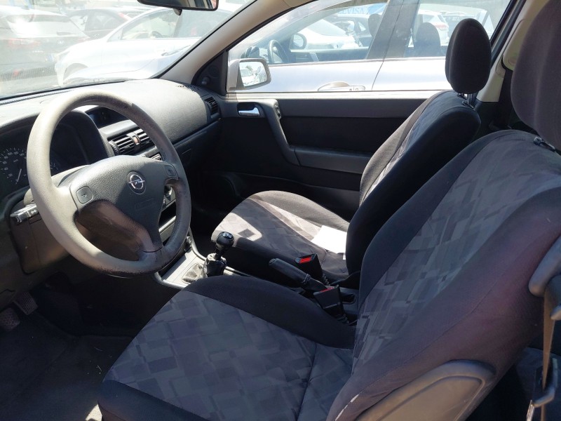 opel astra g hatchback (t98) del año 2000