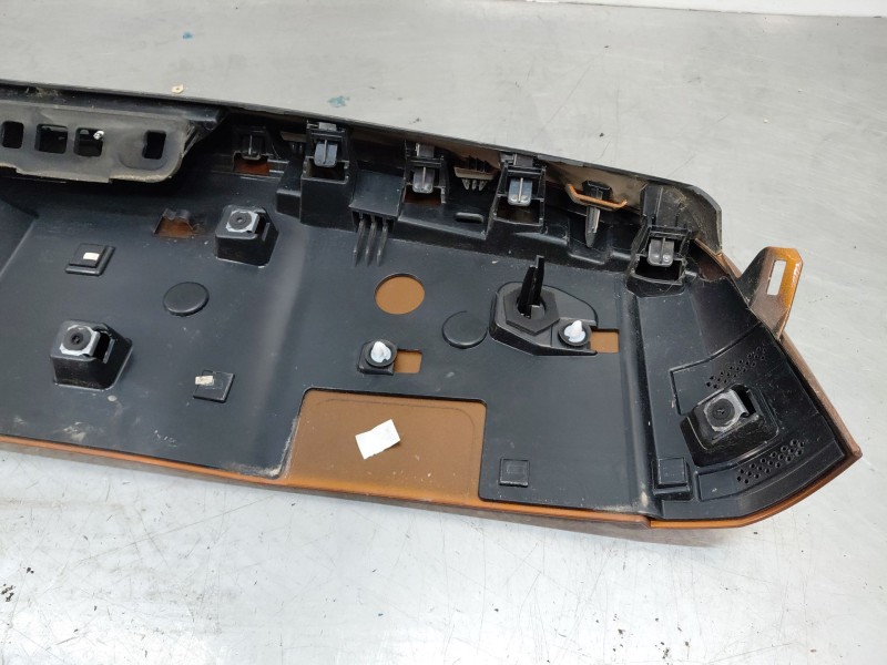 Recambio de aleron trasero para peugeot 2008 (p2) bluehdi referencia OEM IAM 983285521T  