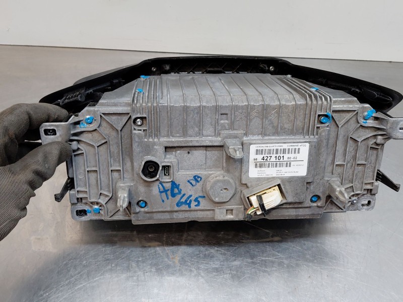 Recambio de cuadro instrumentos para peugeot 2008 (p2) bluehdi referencia OEM IAM 9842710180  