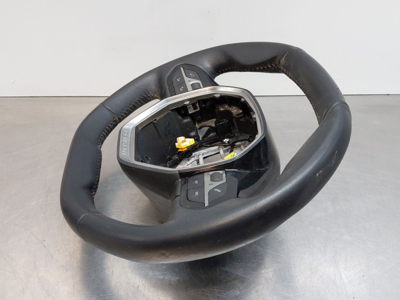 Recambio de volante para peugeot 2008 (p2) bluehdi referencia OEM IAM 98255044ZD  