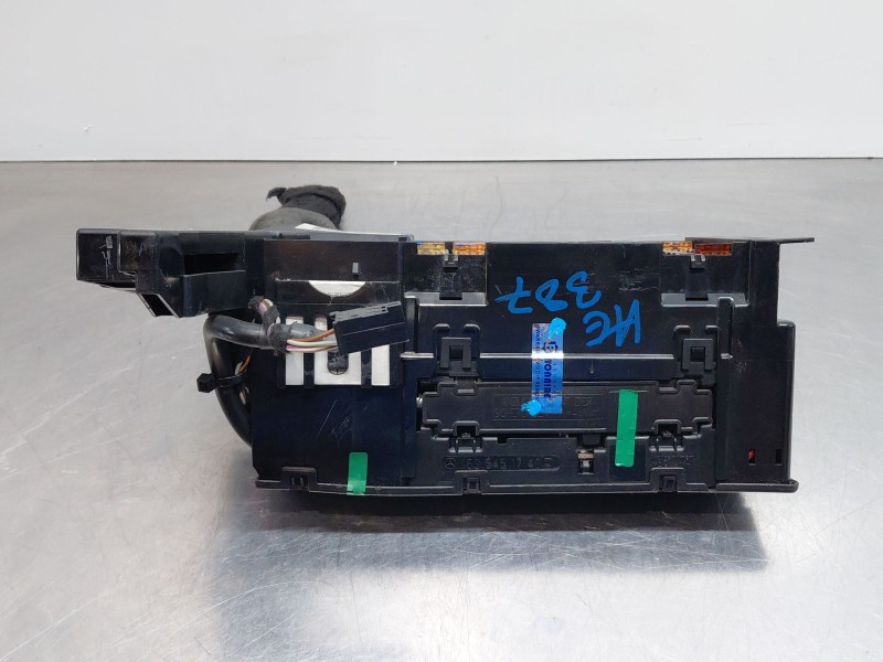 Recambio de caja reles / fusibles para mercedes-benz clase a (w169) elegance referencia OEM IAM A1695451740  