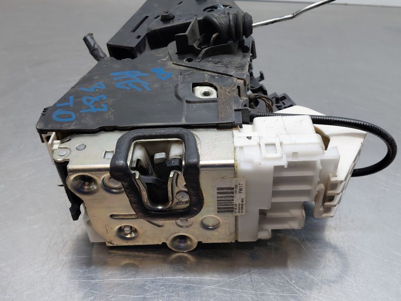 Recambio de cerradura puerta trasera derecha para mercedes-benz clase a (w169) elegance referencia OEM IAM A1697303035  