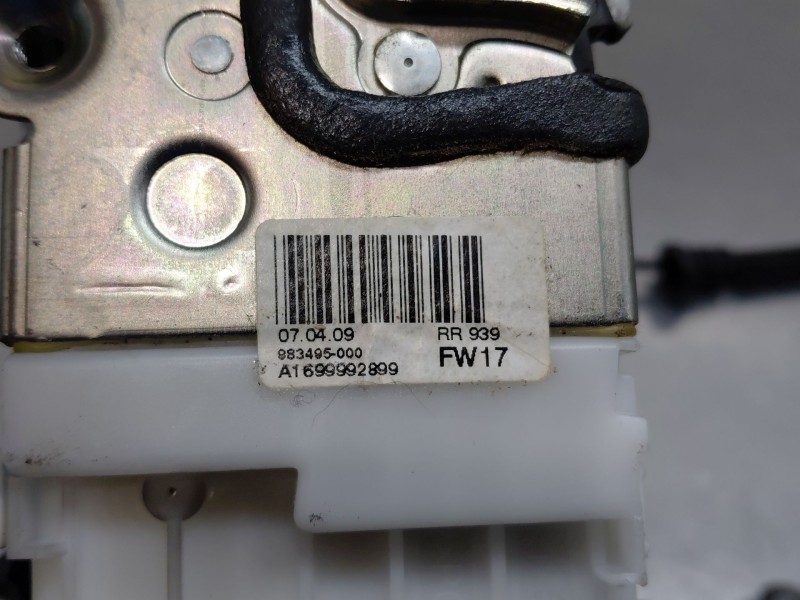 Recambio de cerradura puerta trasera derecha para mercedes-benz clase a (w169) elegance referencia OEM IAM A1697303035  
