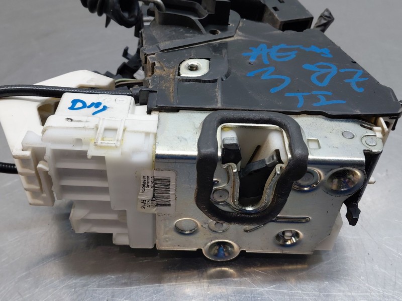Recambio de cerradura puerta trasera izquierda para mercedes-benz clase a (w169) elegance referencia OEM IAM A1697302935  