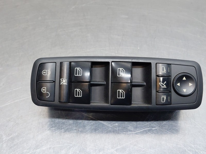 Recambio de mando elevalunas delantero izquierdo para mercedes-benz clase a (w169) elegance referencia OEM IAM A1698206710  