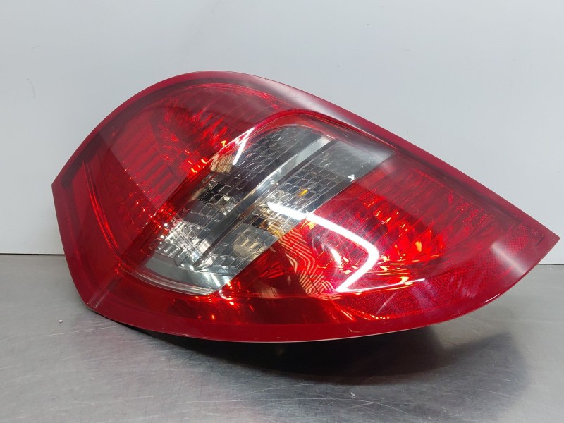 Recambio de piloto trasero izquierdo para mercedes-benz clase a (w169) elegance referencia OEM IAM A1698202964  