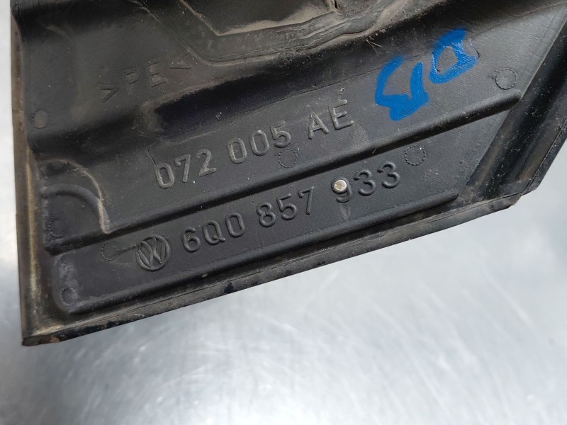 Recambio de retrovisor izquierdo para volkswagen polo iv (9n_, 9a_) 1.4 16v referencia OEM IAM 6Q1857507G01C  