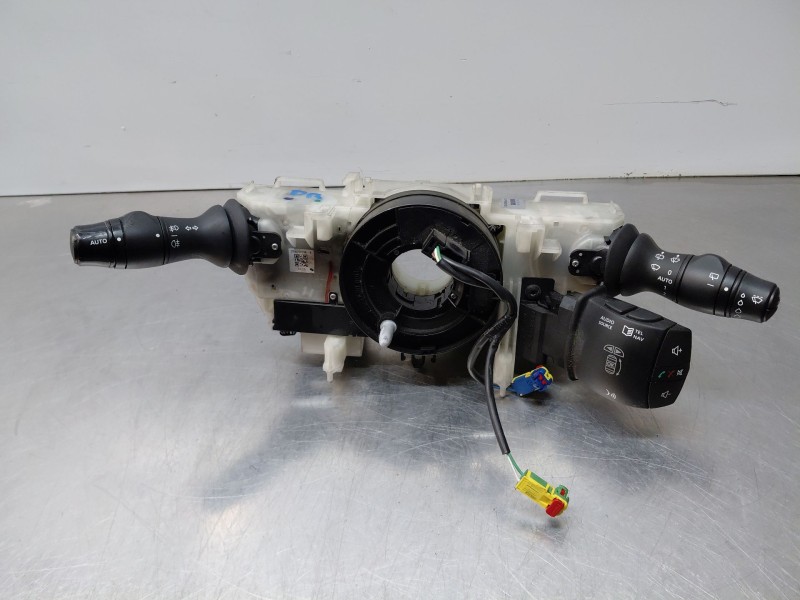 Recambio de mando multifuncion para renault megane iii hatchback (bz0/1_, b3_) 1.5 dci referencia OEM IAM 255670019R  
