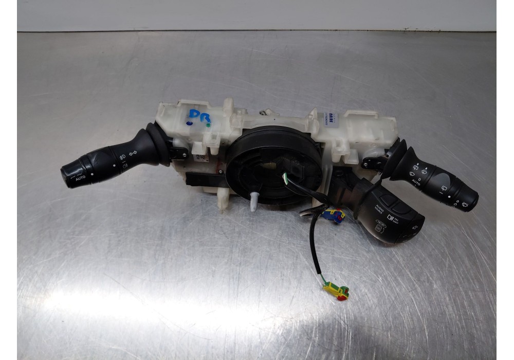 Recambio de mando multifuncion para renault megane iii hatchback (bz0/1_, b3_) 1.5 dci referencia OEM IAM 255670019R  