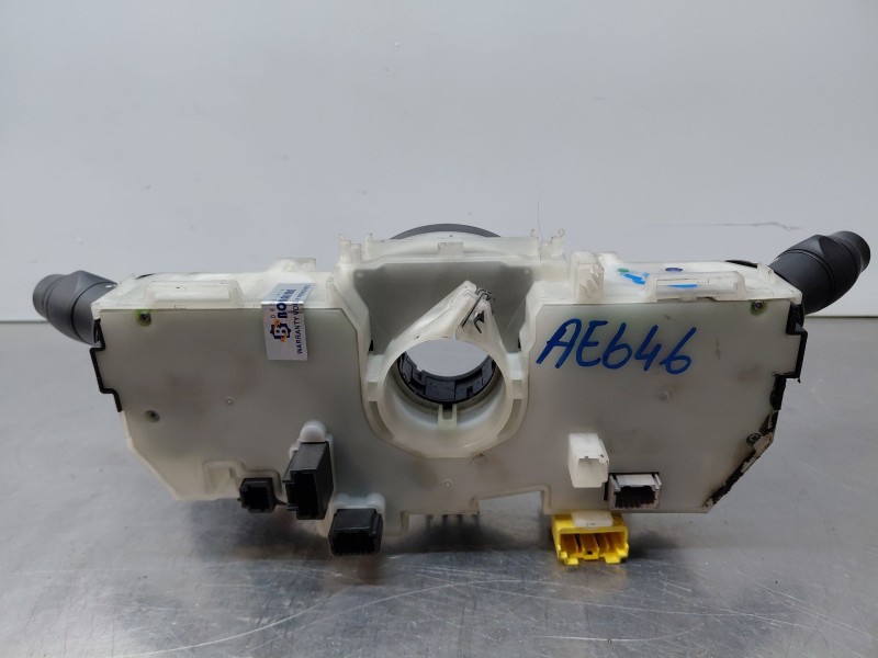 Recambio de mando multifuncion para renault megane iii hatchback (bz0/1_, b3_) 1.5 dci referencia OEM IAM 255670019R  