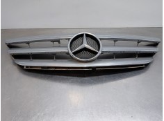 Recambio de rejilla delantera para mercedes-benz clase b (w245) standard referencia OEM IAM A1698800883  