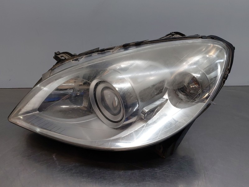 Recambio de faro izquierdo para mercedes-benz clase b (w245) standard referencia OEM IAM A1698206761  