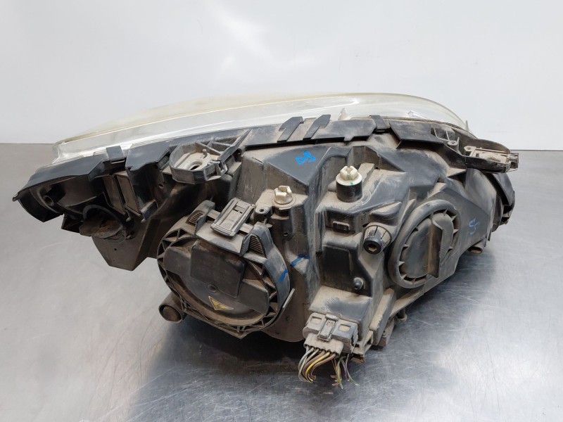 Recambio de faro izquierdo para mercedes-benz clase b (w245) standard referencia OEM IAM A1698206761  