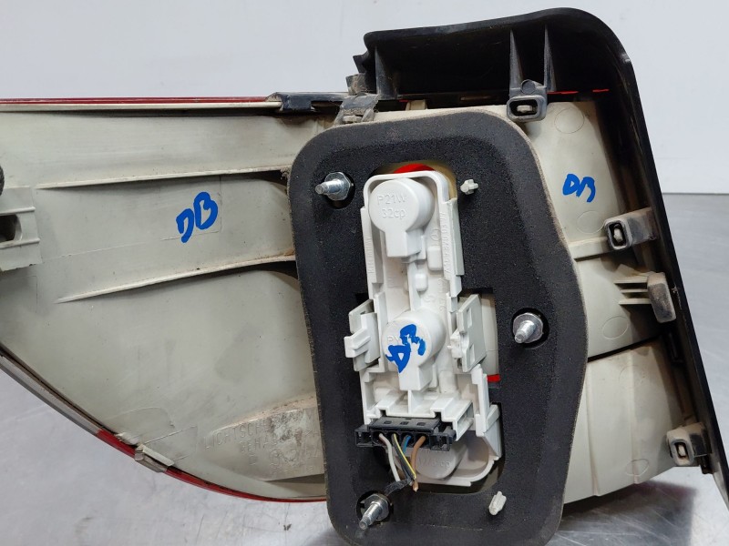 Recambio de piloto trasero derecho para mercedes-benz clase b (w245) standard referencia OEM IAM A1698202664 A1698202464 