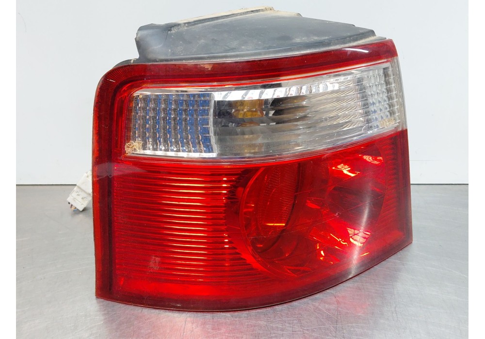 Recambio de piloto trasero izquierdo para kia carens i monospace (fc, fj) 2.0 crdi referencia OEM IAM K2JB51160A  