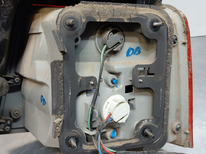 Recambio de piloto trasero izquierdo para kia carens i monospace (fc, fj) 2.0 crdi referencia OEM IAM K2JB51160A  
