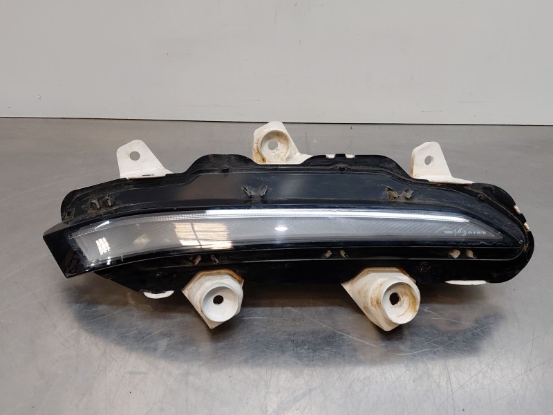 Recambio de piloto delantero izquierdo para peugeot 2008 (p2) bluehdi referencia OEM IAM 9824241480  