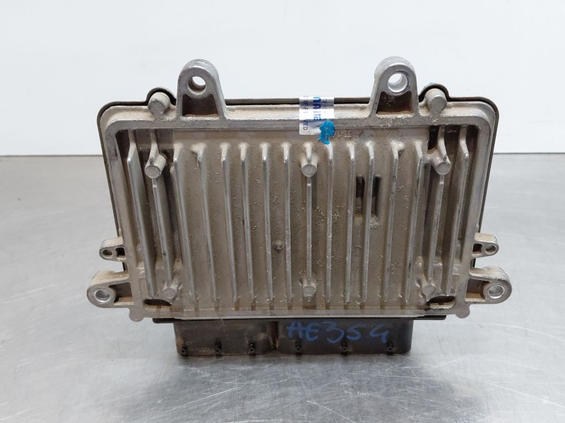 Recambio de centralita motor uce para mercedes-benz clase b (w245) standard referencia OEM IAM A6401501891 0281013967 