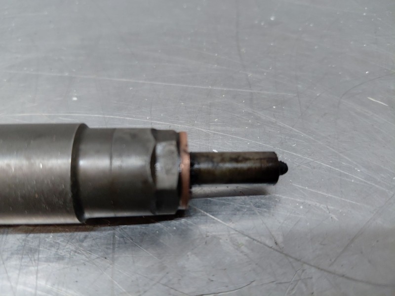 Recambio de inyector para bmw 1 (e87) 118 d referencia OEM IAM 0445110289  