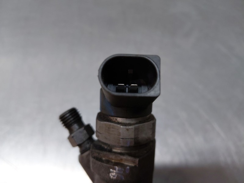 Recambio de inyector para bmw 1 (e87) 118 d referencia OEM IAM 0445110289  