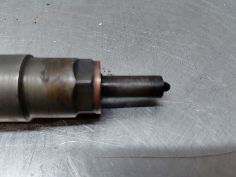 Recambio de inyector para bmw 1 (e87) 118 d referencia OEM IAM 0445110289  