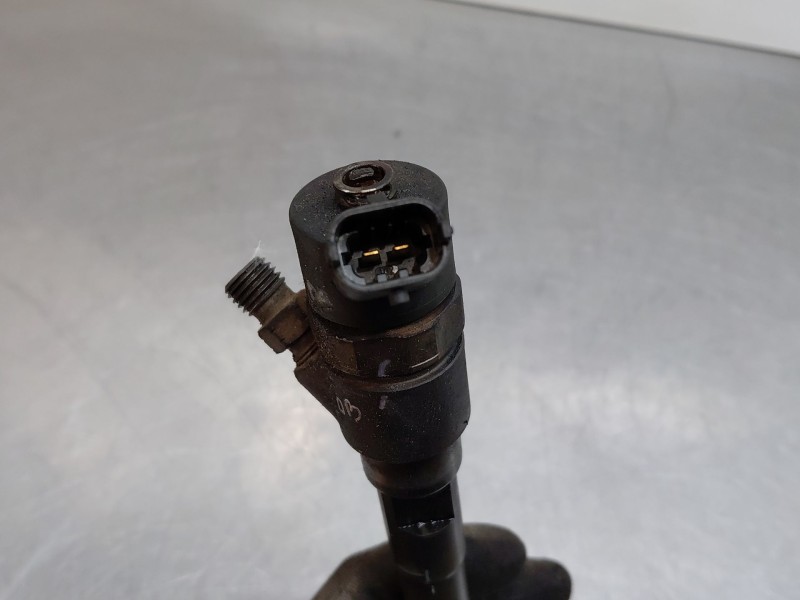 Recambio de inyector para kia carens i monospace (fc, fj) 2.0 crdi referencia OEM IAM 3380027400  