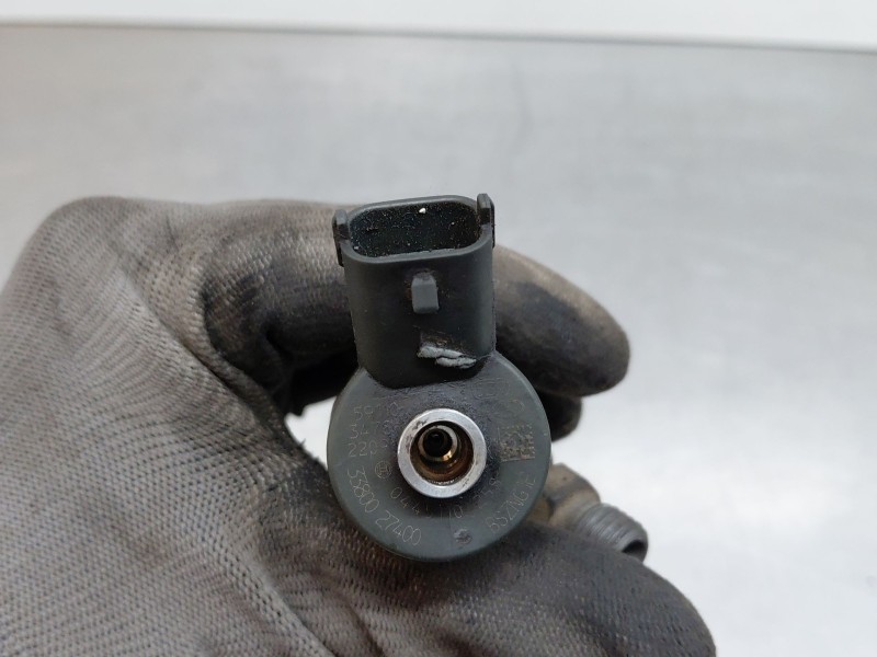 Recambio de inyector para kia carens i monospace (fc, fj) 2.0 crdi referencia OEM IAM 3380027400  