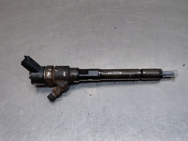 Recambio de inyector para kia carens i monospace (fc, fj) 2.0 crdi referencia OEM IAM 3380027400  