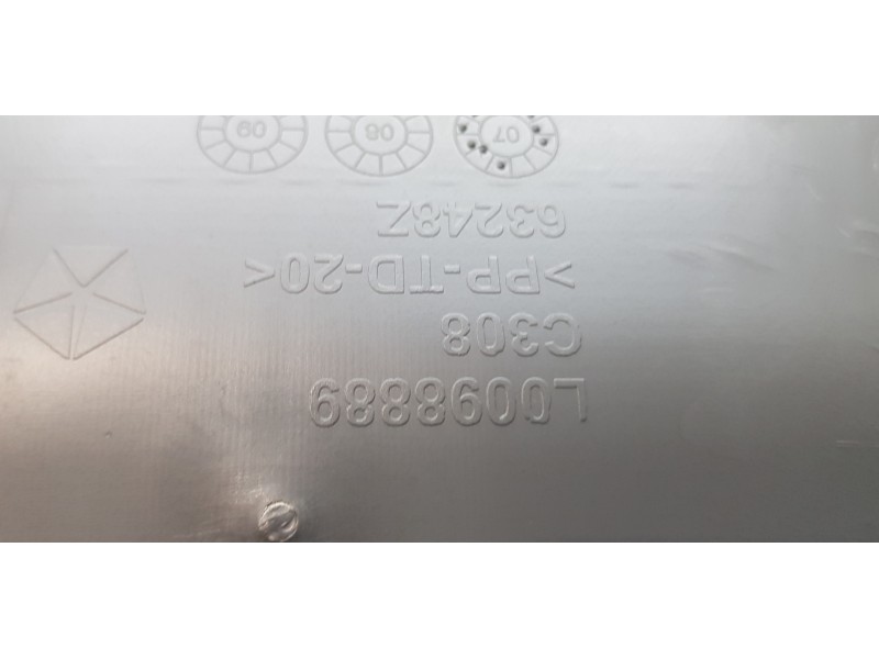 Recambio de guantera para chrysler grand voyager limited referencia OEM IAM 1LE481DSAA  