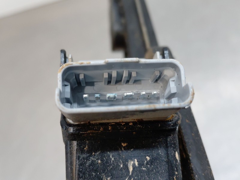 Recambio de elevalunas delantero izquierdo para peugeot 2008 (p2) bluehdi referencia OEM IAM 9828130780  