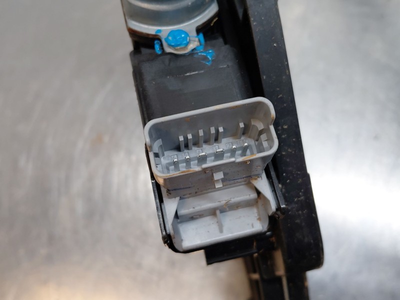 Recambio de elevalunas delantero derecho para peugeot 208 (p2) active pack referencia OEM IAM 9829043380  