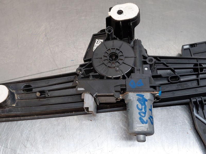 Recambio de elevalunas trasero derecho para peugeot 208 (p2) active pack referencia OEM IAM 9829045580  