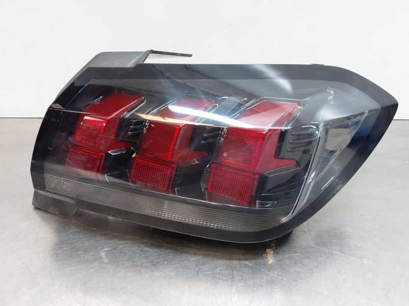 Recambio de piloto trasero derecho para peugeot 208 (p2) active pack referencia OEM IAM 9823216580  