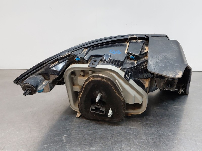 Recambio de piloto trasero derecho para peugeot 208 (p2) active pack referencia OEM IAM 9823216580  