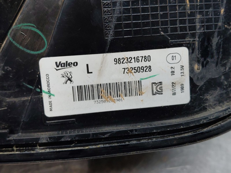 Recambio de piloto trasero izquierdo para peugeot 208 (p2) active pack referencia OEM IAM 9823216780  