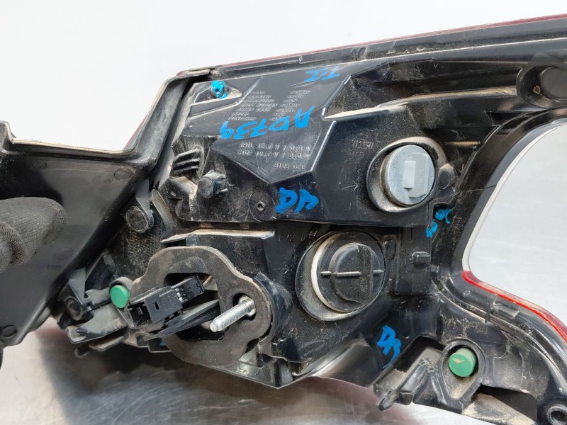 Recambio de piloto trasero izquierdo para peugeot 308 active referencia OEM IAM 9677817680  