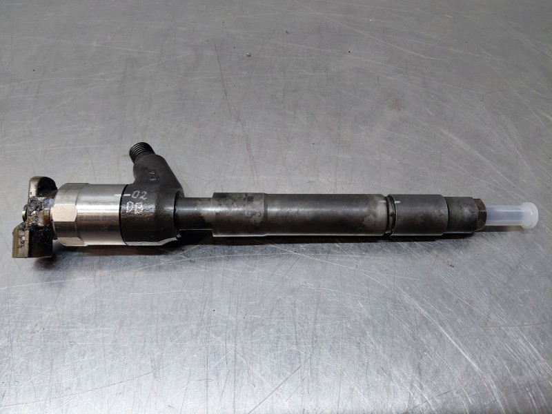 Recambio de inyector para opel zafira tourer selective referencia OEM IAM 95521531  