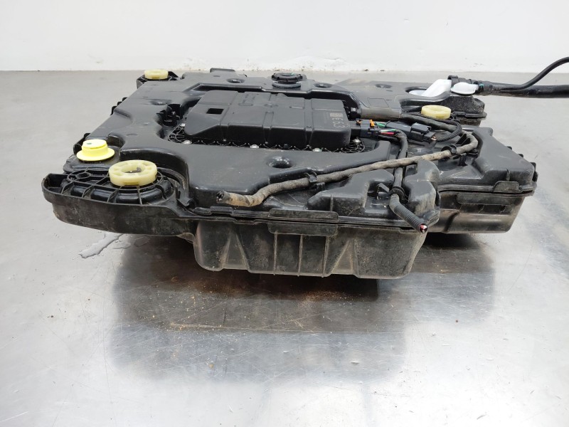 Recambio de deposito aditivo adblue fap ( deposito grande ) para peugeot 208 (p2) active pack referencia OEM IAM 9828443980  