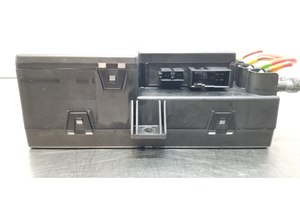 Recambio de caja precalentamiento para mercedes clase s (w221) berlina 420 / 450 cdi (221.028) referencia OEM IAM 2215400401  