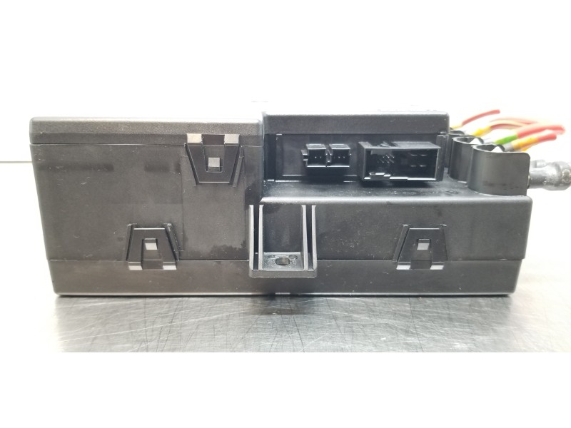 Recambio de caja precalentamiento para mercedes clase s (w221) berlina 420 / 450 cdi (221.028) referencia OEM IAM 2215400401  