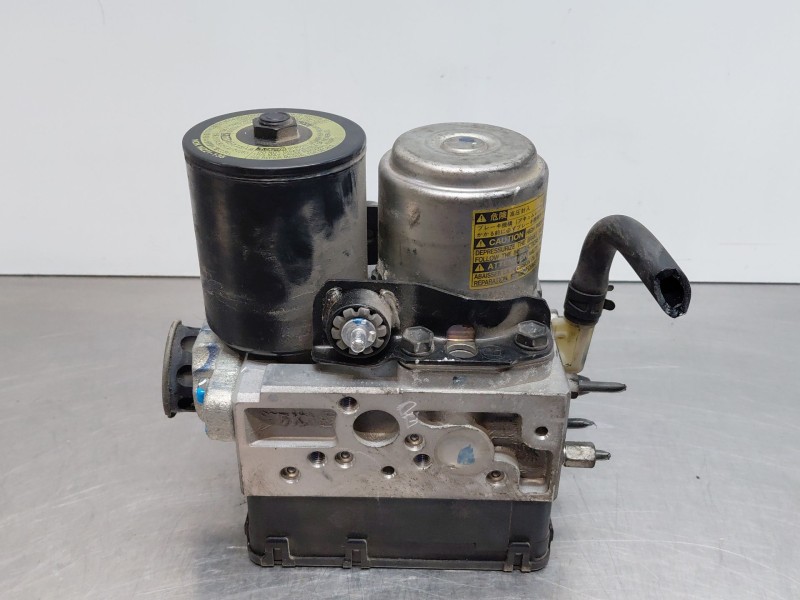 Recambio de abs para lexus gs450h premium referencia OEM IAM 4451030260 4405030670 
