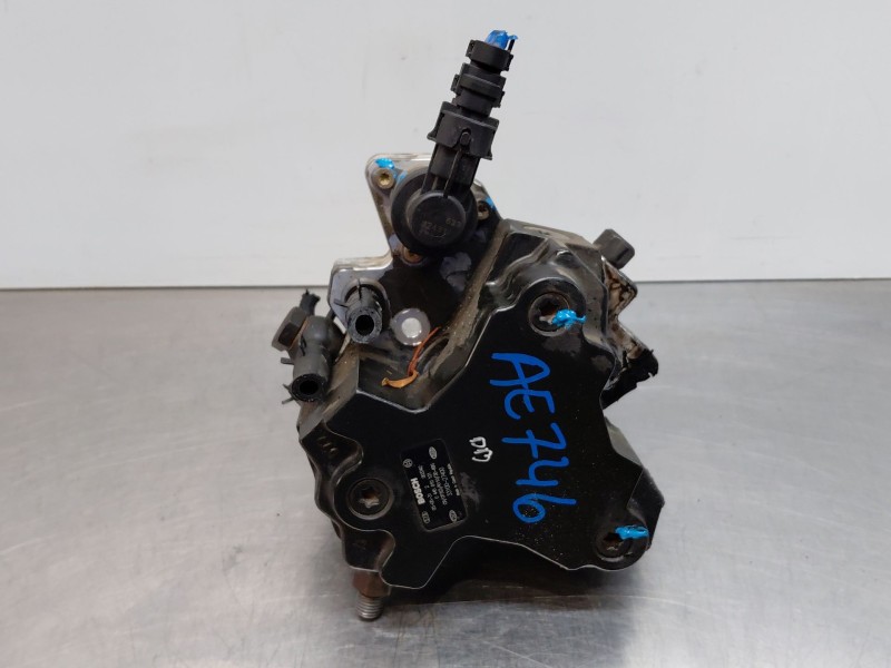 Recambio de bomba inyeccion para kia carens i monospace (fc, fj) 2.0 crdi referencia OEM IAM 3310027400 3310027400 