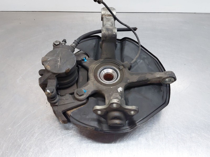 Recambio de mangueta delantera izquierda para mercedes-benz clase a (w169) elegance referencia OEM IAM A1693300720  