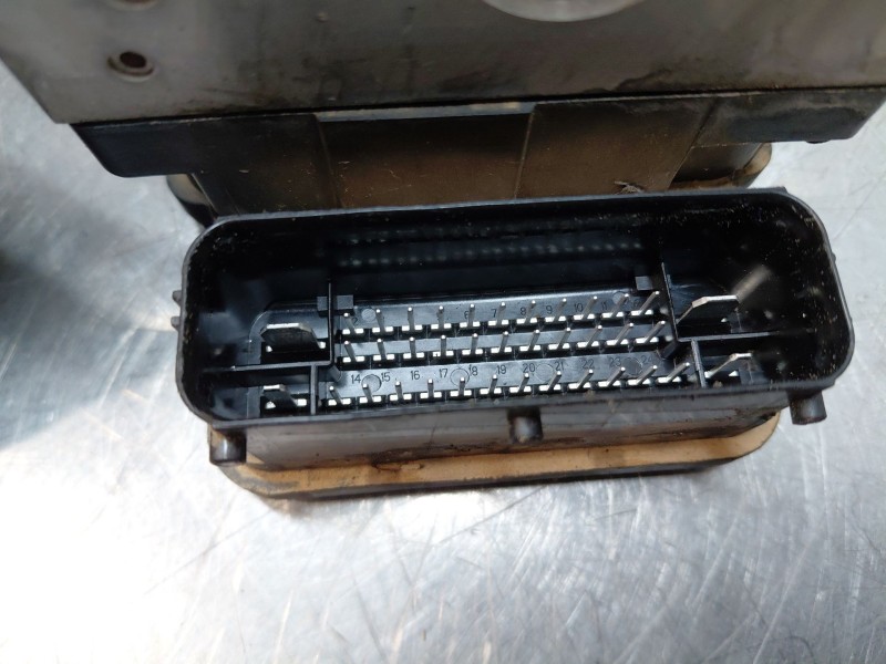 Recambio de abs para opel zafira tourer selective referencia OEM IAM 13440100 530043 