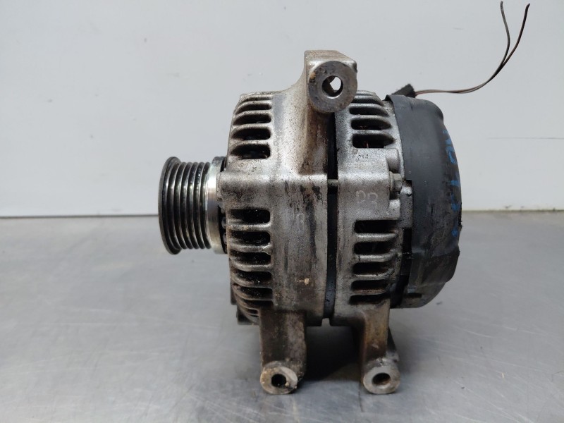 Recambio de alternador para opel zafira tourer selective referencia OEM IAM 13520813 13587304B 